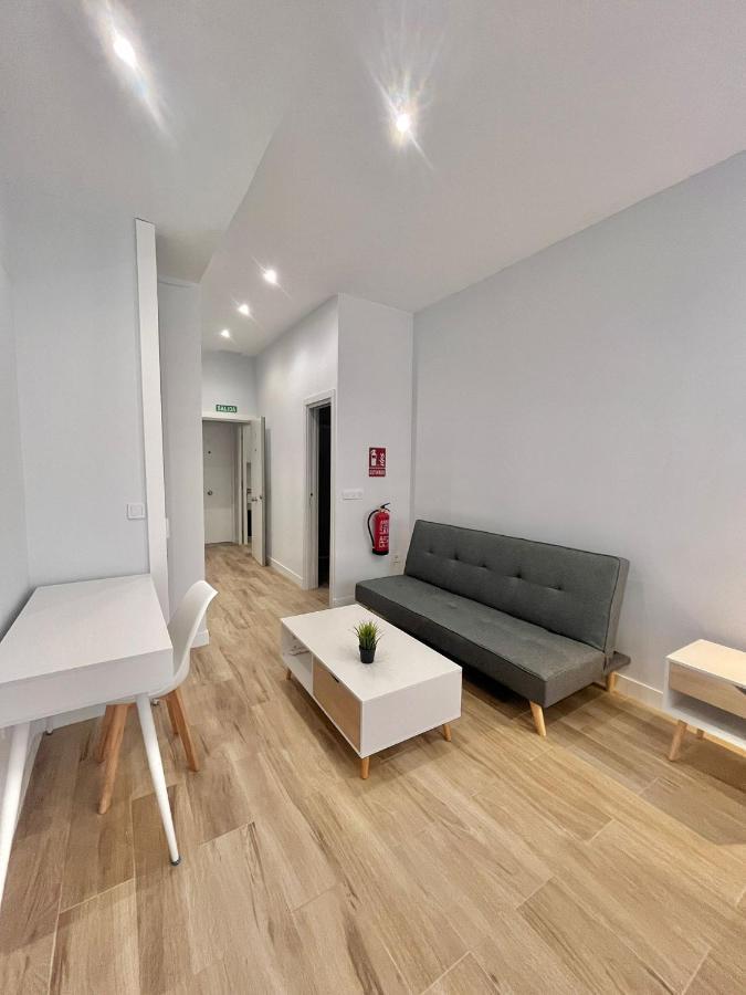 Apartmán Lofts Ifema Madrid Exteriér fotografie
